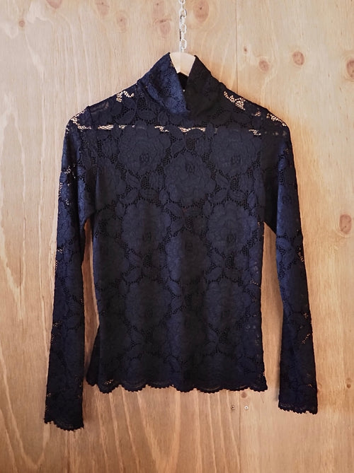 The Joni lace turtlenecks (sold out)